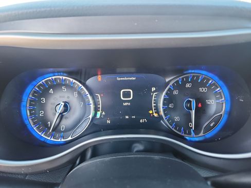 New 2026 Chrysler Pacifica Select image 11