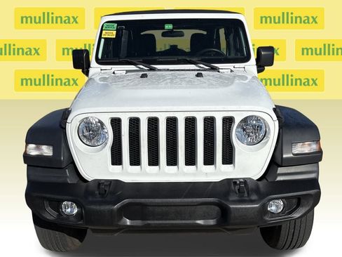 Used 2022 Jeep Wrangler Unlimited Sport image 14