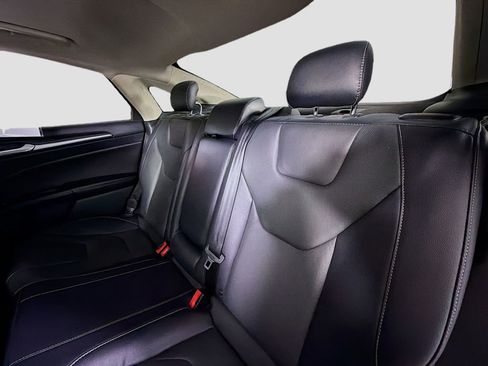 Used 2019 Ford Fusion Titanium image 25