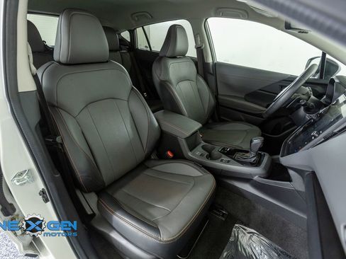Used 2024 Subaru Crosstrek 2.5i Limited w/ Crosstrek Mirror Package AWD/4WD image 38