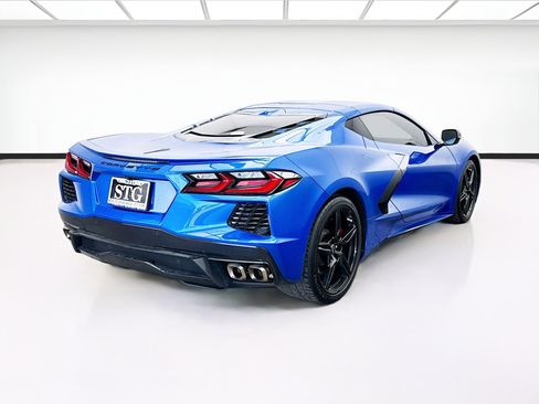 Used 2022 Chevrolet Corvette Stingray Preferred Cpe w/ Battery Protection Package RWD image 4