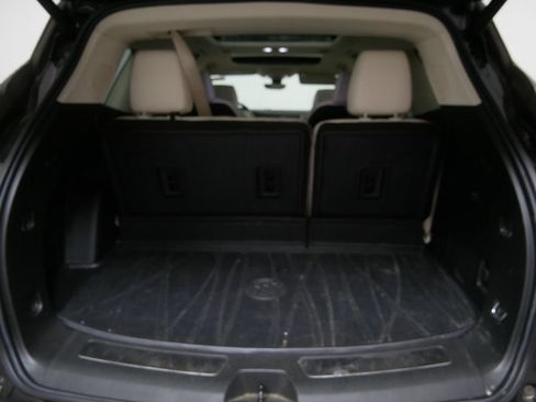 Used 2023 Buick Enclave Avenir w/ Avenir Technology Package AWD/4WD image 6