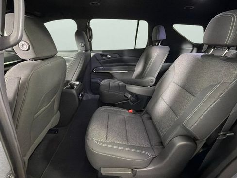Certified 2026 Chevrolet Traverse LT FWD image 27