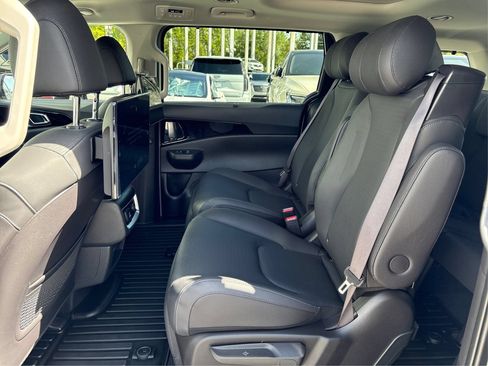 Used 2026 Kia Carnival SX Prestige FWD image 10