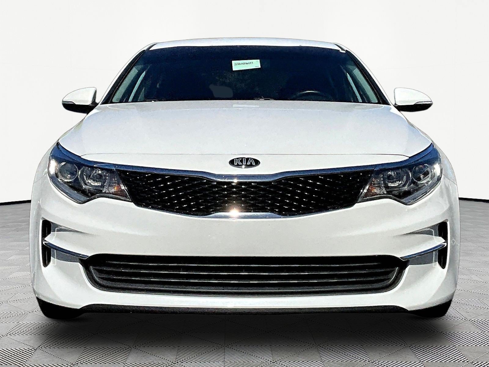Used 2016 Kia Optima LX FWD image 2