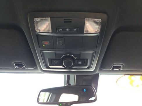 Used 2023 Toyota Tacoma TRD Off-Road image 20