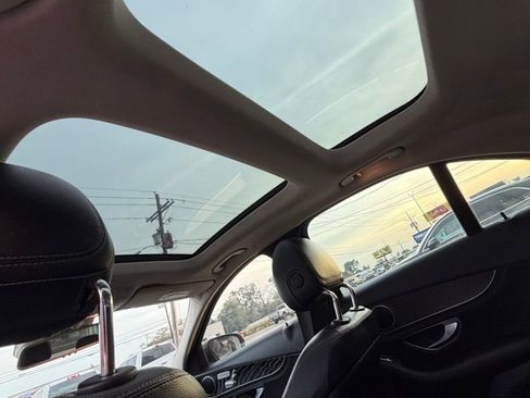 Used 2016 Mercedes-Benz C 300 Sedan image 11