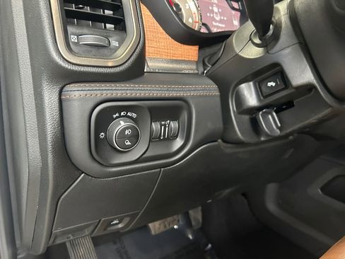 Used 2022 RAM 3500 Limited image 21