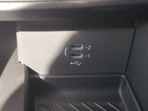 New 2026 Chrysler Pacifica Limited AWD/4WD image 25