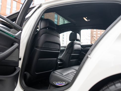 Used 2018 BMW 540i xDrive image 21