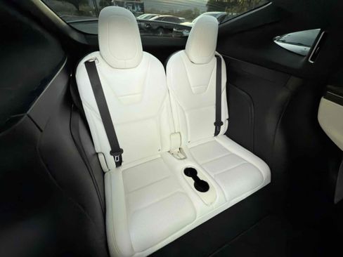 Used 2016 Tesla Model X 90D image 68