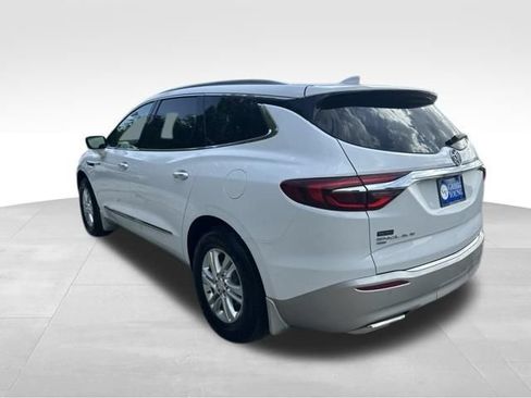 Used 2021 Buick Enclave Essence w/ Sound and Sites Package AWD/4WD image 4