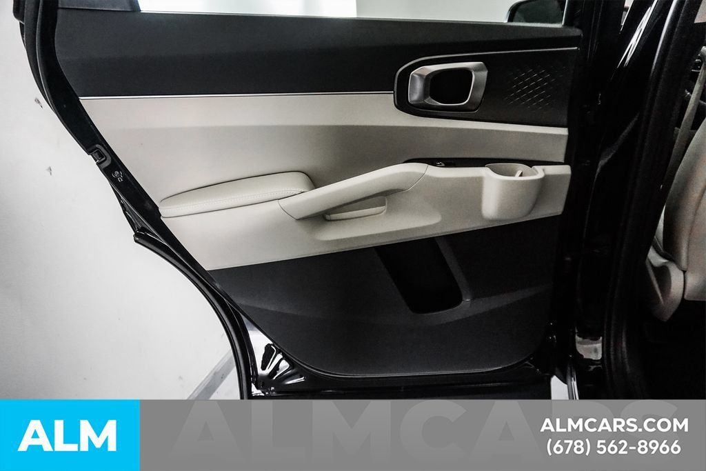Used 2025 Kia Sorento S w/ Panoramic Sunroof Package FWD image 47