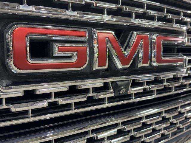 Used 2023 GMC Sierra 2500 Denali AWD/4WD image 18