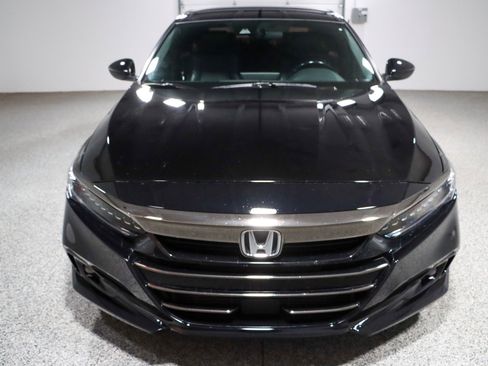 Used 2022 Honda Accord Sport image 4