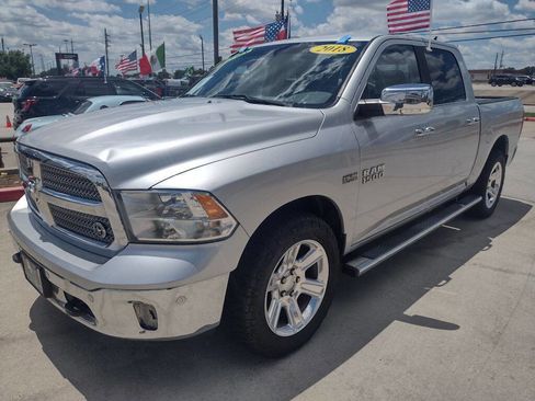 Used 2018 RAM 1500 Lone Star image 3