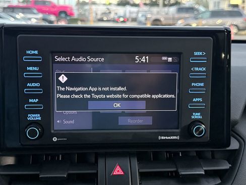 Used 2022 Toyota RAV4 XLE w/ Convenience Package image 34