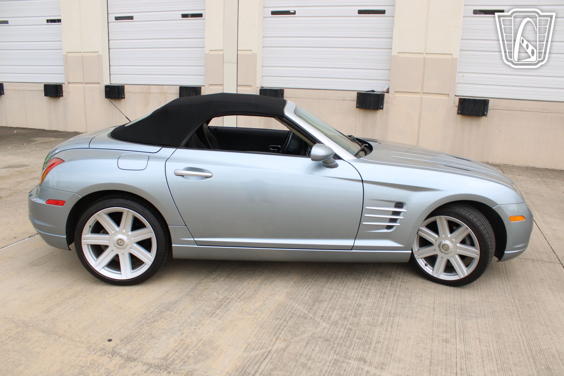 Used 2005 Chrysler Crossfire Limited RWD image 25