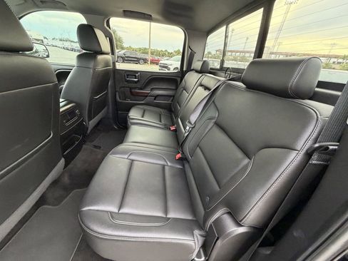 Used 2018 GMC Sierra 1500 SLT w/ Enhanced Driver Alert Package RWD image 13