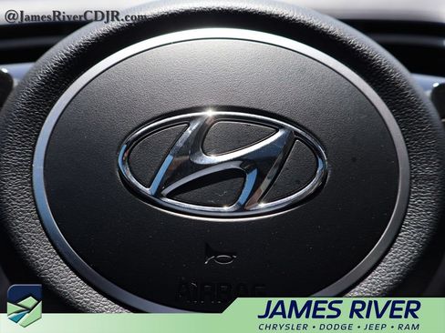 Used 2022 Hyundai Tucson Limited w/ Cargo Package FWD image 28