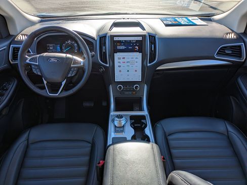 Used 2024 Ford Edge SEL w/ Convenience Package image 18