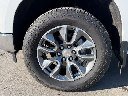 Used 2026 Chevrolet Silverado 1500 LT w/ All Star Edition Plus image 9