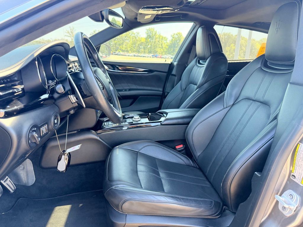 Used 2019 Maserati Quattroporte S GranSport Q4 AWD/4WD image 12