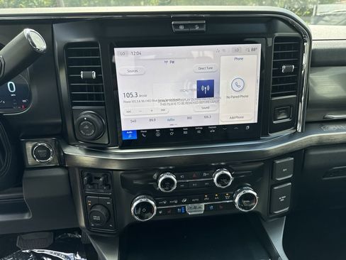 New 2026 Ford F350 Lariat w/ Black Appearance Package image 28