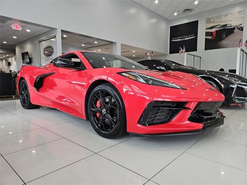 Used 2021 Chevrolet Corvette Stingray Premium Conv w/ Z51 Performance Package image 28