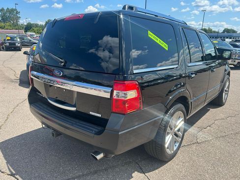 Used 2017 Ford Expedition Platinum AWD/4WD image 5