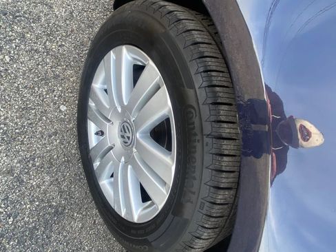 Used 2009 Volkswagen Eos Komfort FWD image 19