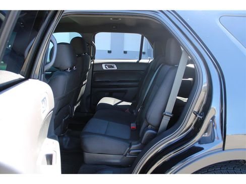 Used 2014 Ford Explorer XLT AWD/4WD image 12