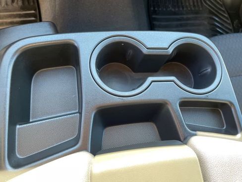 Used 2024 GMC Sierra 2500 SLE w/ SLE Convenience Package image 34