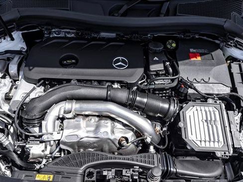 New 2026 Mercedes-Benz GLA 250 4MATIC image 27