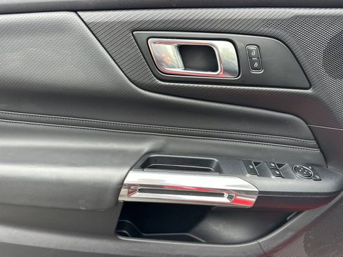 Used 2025 Ford Mustang Premium RWD image 12