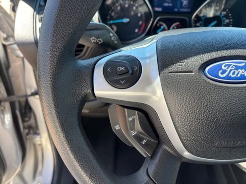 Used 2014 Ford Escape SE image 12