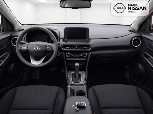 Used 2023 Hyundai Kona SEL AWD/4WD image 8