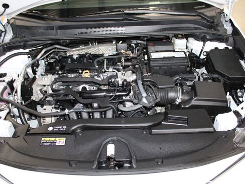 Used 2024 Toyota Corolla LE FWD image 15