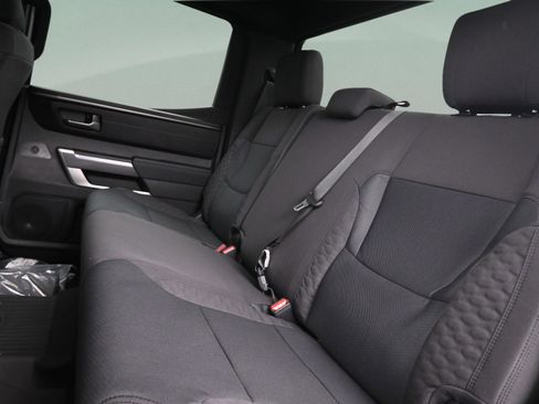 New 2026 Toyota Tundra SR5 AWD/4WD image 32