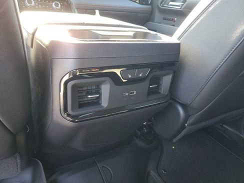 New 2026 GMC Sierra 1500 AT4 w/ AT4 Premium Package AWD/4WD image 17
