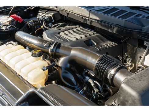 Used 2022 Ford F150 Limited image 29
