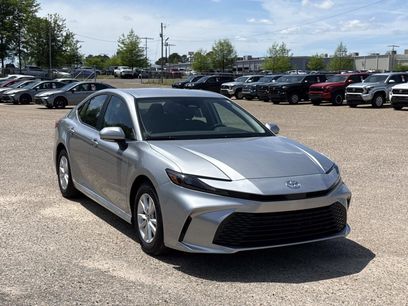 Used 2025 Toyota Camry LE w/ Convenience Package