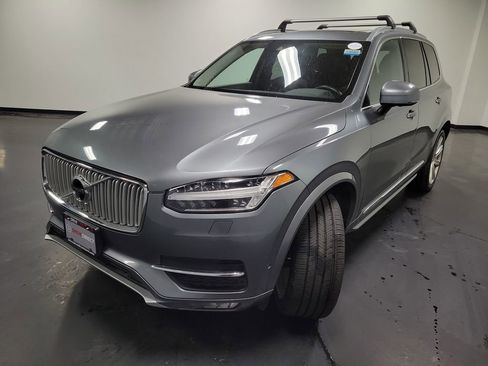 Used 2018 Volvo XC90 T6 Inscription w/ Convenience Package image 5