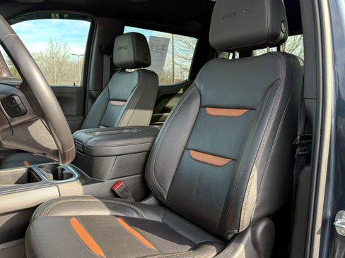 Used 2021 GMC Sierra 1500 AT4 w/ AT4 Premium Package image 12