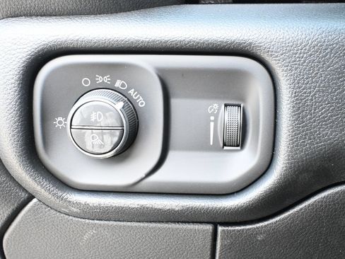 New 2026 RAM 3500 Tradesman AWD/4WD image 8