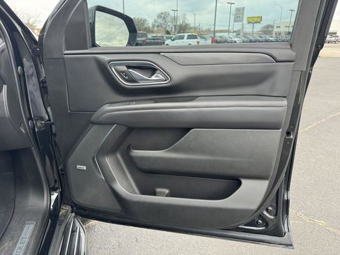 Used 2023 Chevrolet Suburban RST AWD/4WD image 46