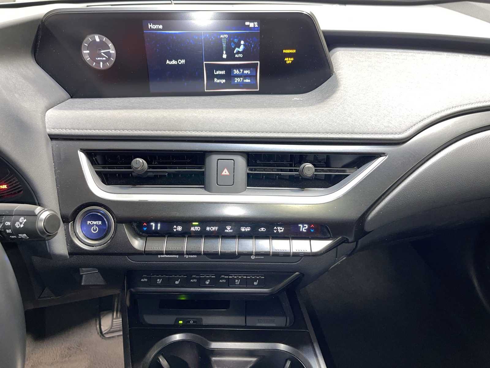Used 2022 Lexus UX 250h w/ Premium Package AWD/4WD image 16