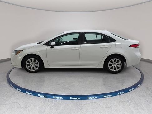 Certified 2025 Toyota Corolla LE FWD image 8