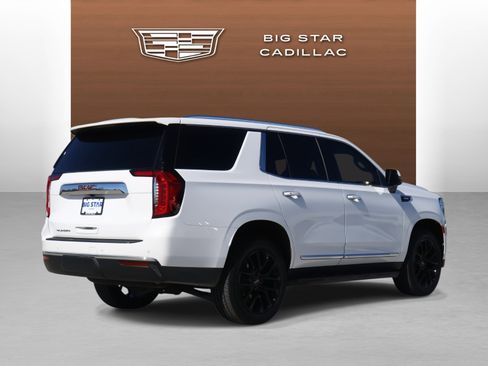 Used 2022 GMC Yukon SLT w/ SLT Premium Package image 5