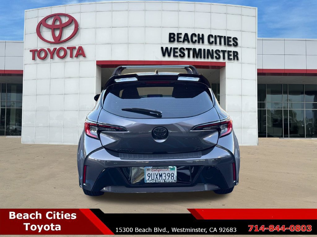 Certified 2025 Toyota Corolla SE w/ SE Package FWD image 9